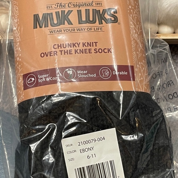 MUK LUKS Chunky Rib Over The Knee Socks in “Ebony” Black - Picture 10 of 11